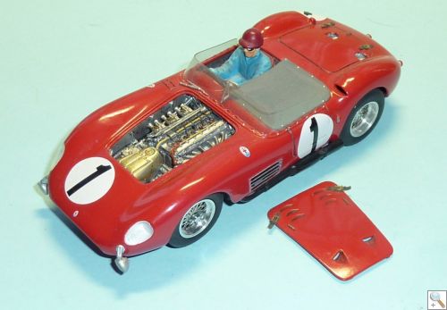 Maserati 300S 1958 Le Mans with Engine Detail (GT-104)