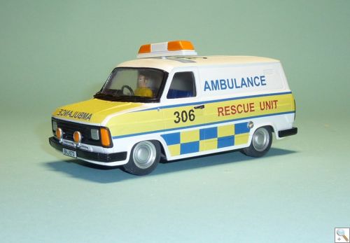 Ford Transit Mk. II Race Track Ambulance (TRU-605)